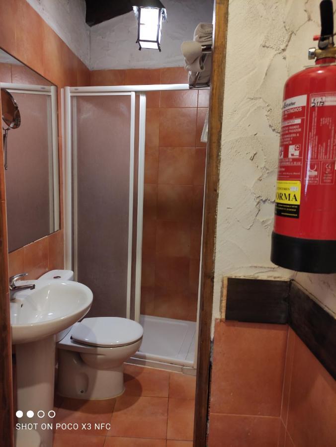 Apartamentos Turisticos Los Abuelos Montemayor de Pililla Εξωτερικό φωτογραφία