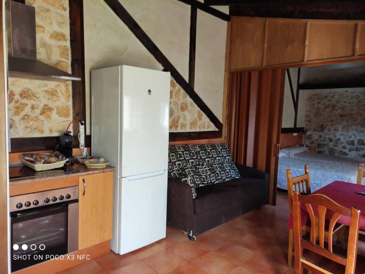 Apartamentos Turisticos Los Abuelos Montemayor de Pililla Εξωτερικό φωτογραφία